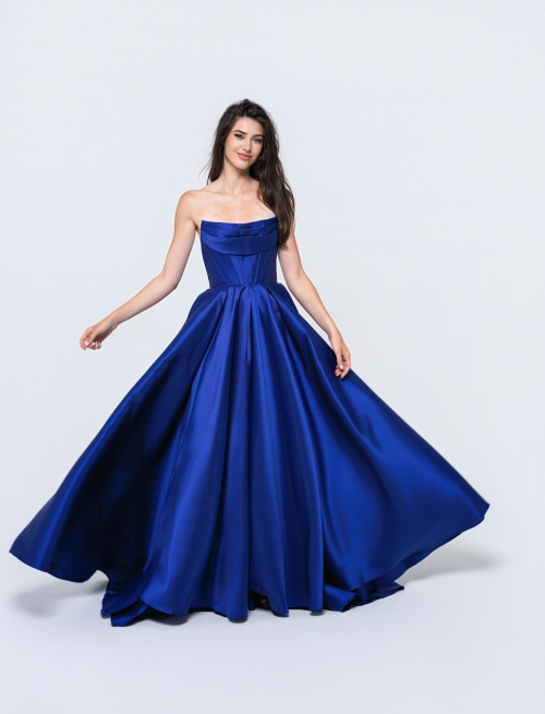 C700 royal blue